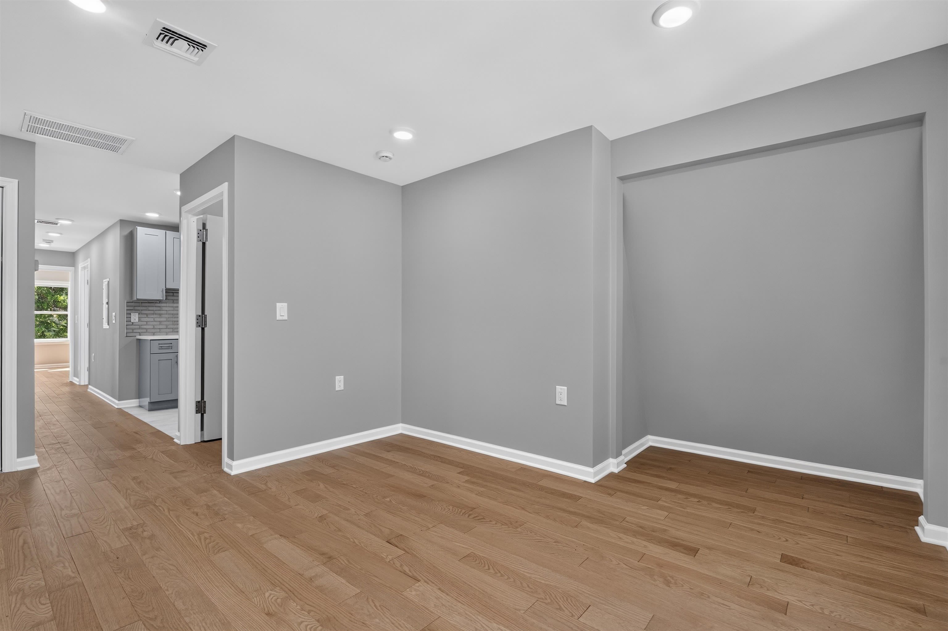 74 W 52ND ST – photo 5