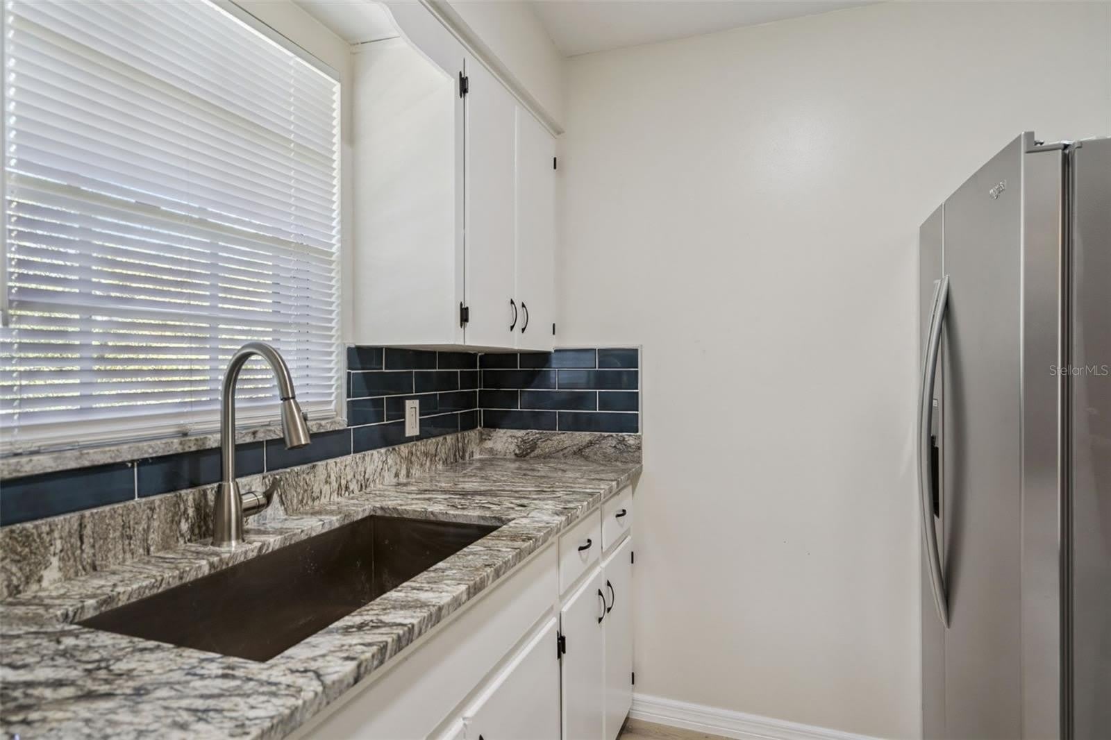 791 LAKE Avenue – photo 3