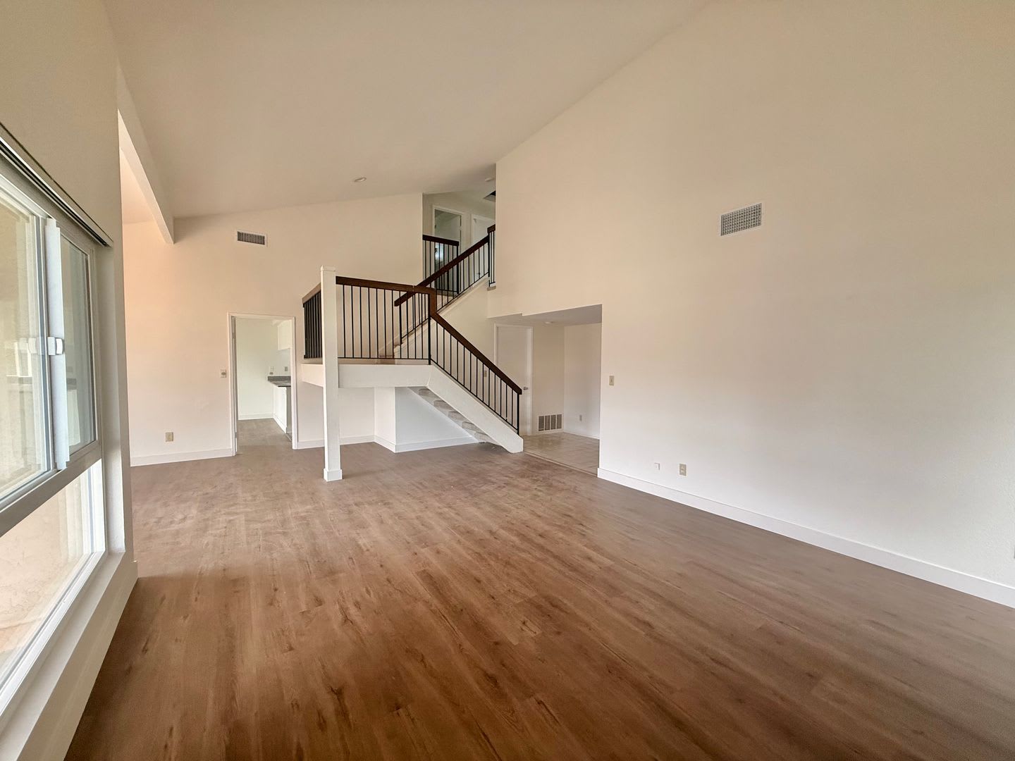 Large Home on Cul-de-Sac! – photo 2