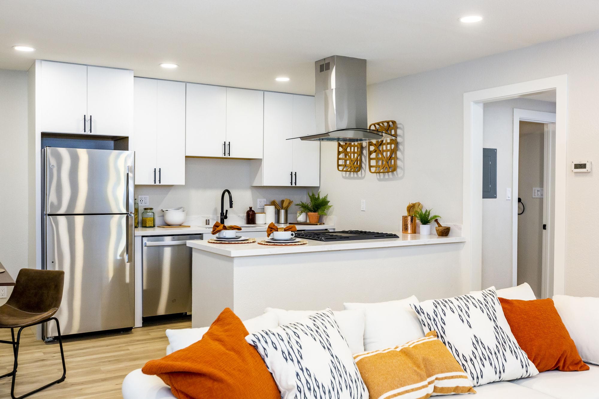 Meadowbrook Apartments – photo 1