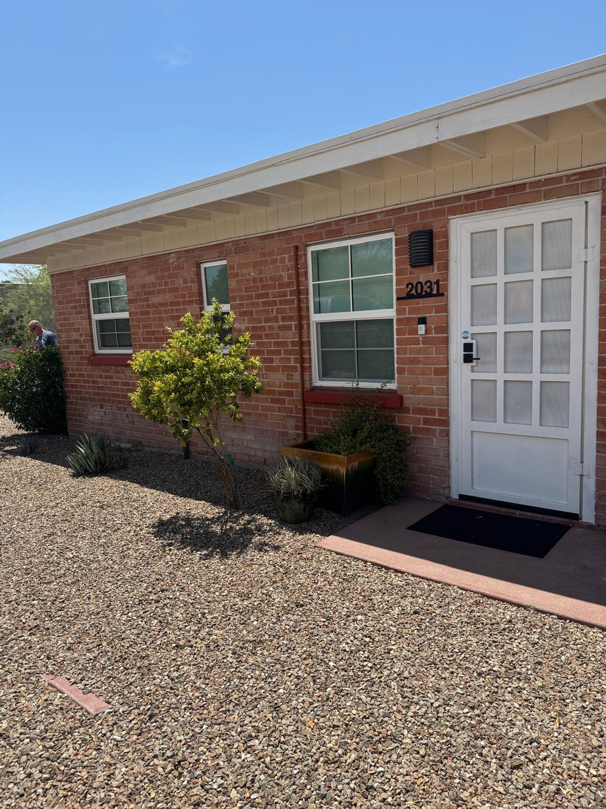2031 North Tucker Drive – photo 1