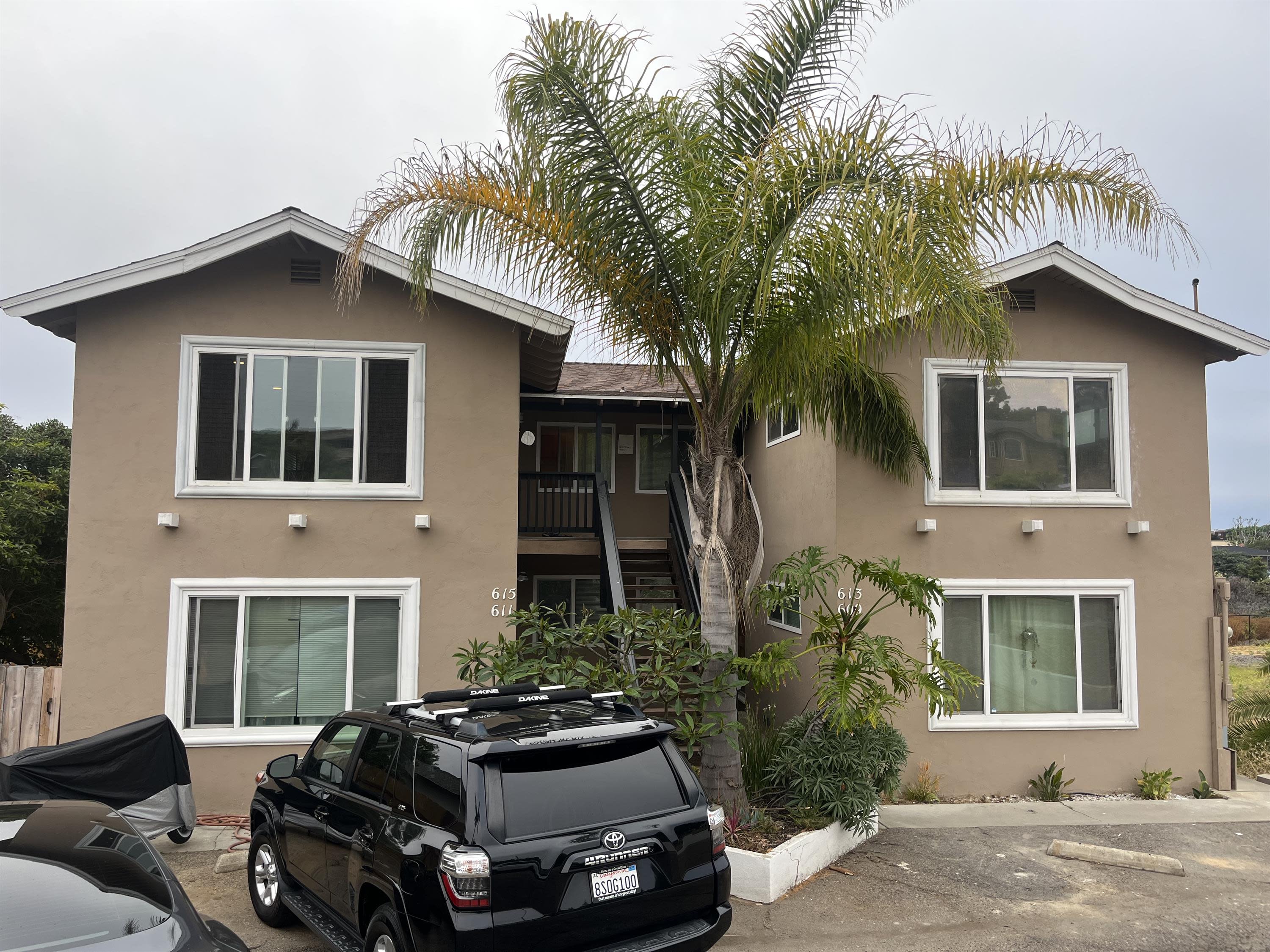 609 South Cedros Avenue – photo 1