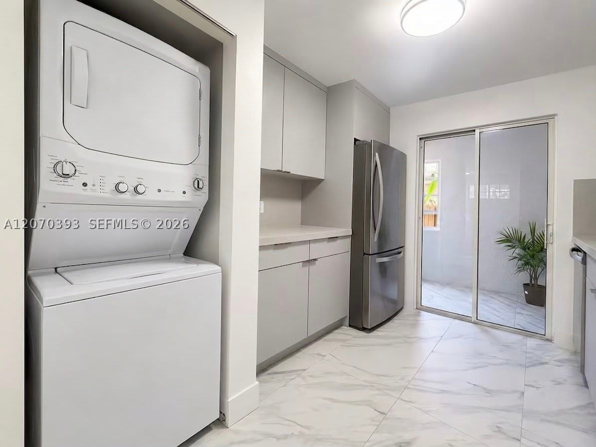 1270 W 42nd St – photo 5