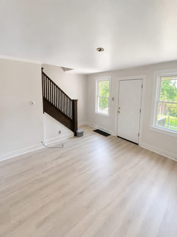 376 Ohio Avenue – photo 3