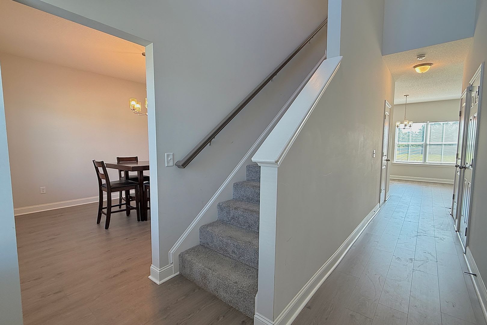 AVAILABLE NOW + LAWN CARE INCLUDED! (Pet Friendly) – photo 3