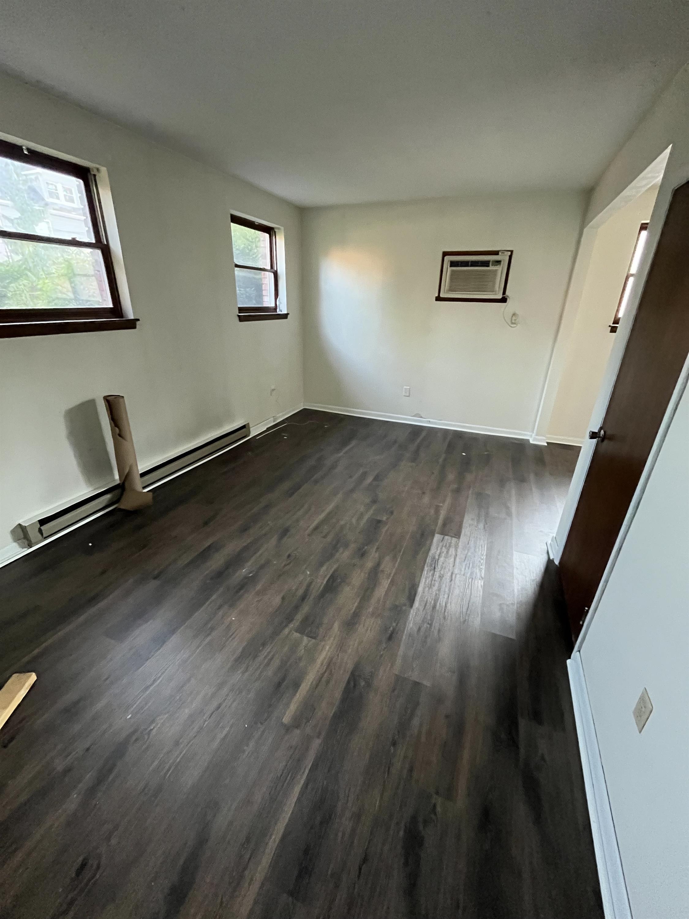 600 State Street – photo 3