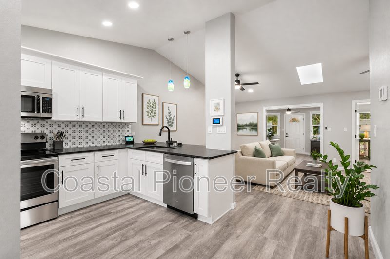 124 Anclote Rd – photo 3