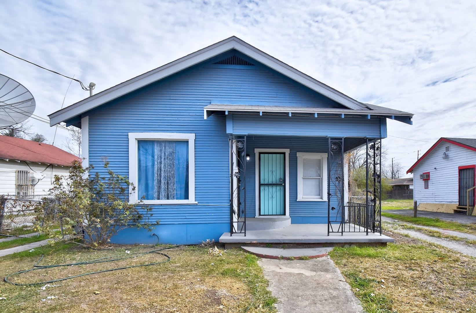 1314 N SABINAS – photo 1