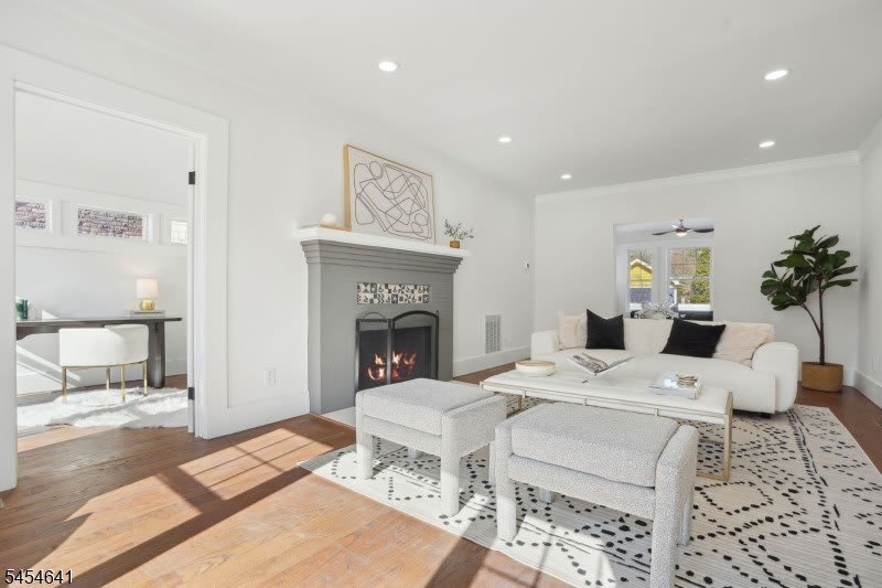 3 Emerson Pl – photo 2