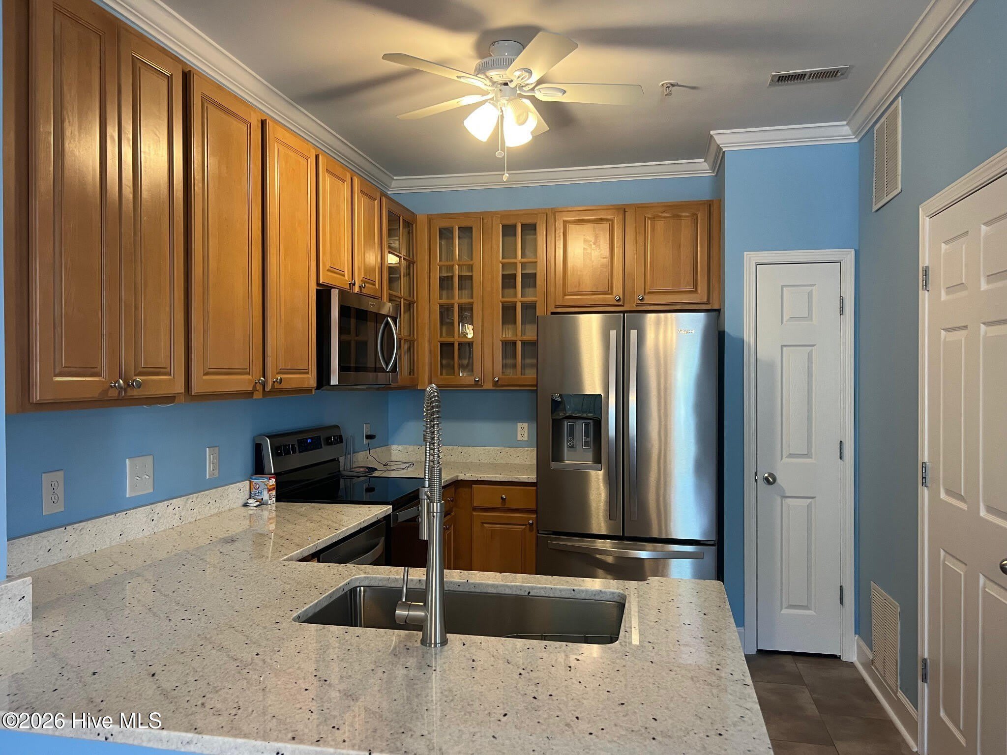 3901 Botsford Court – photo 4