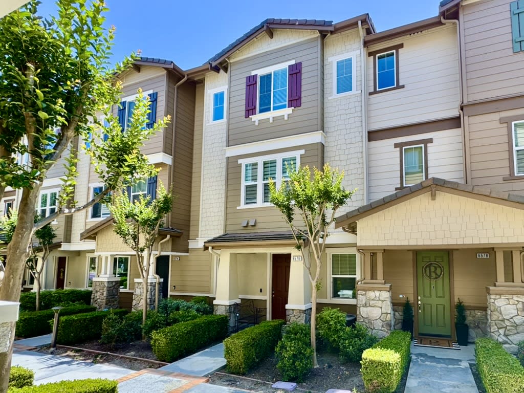 6576 S Mariposa Ct, Dublin – photo 1
