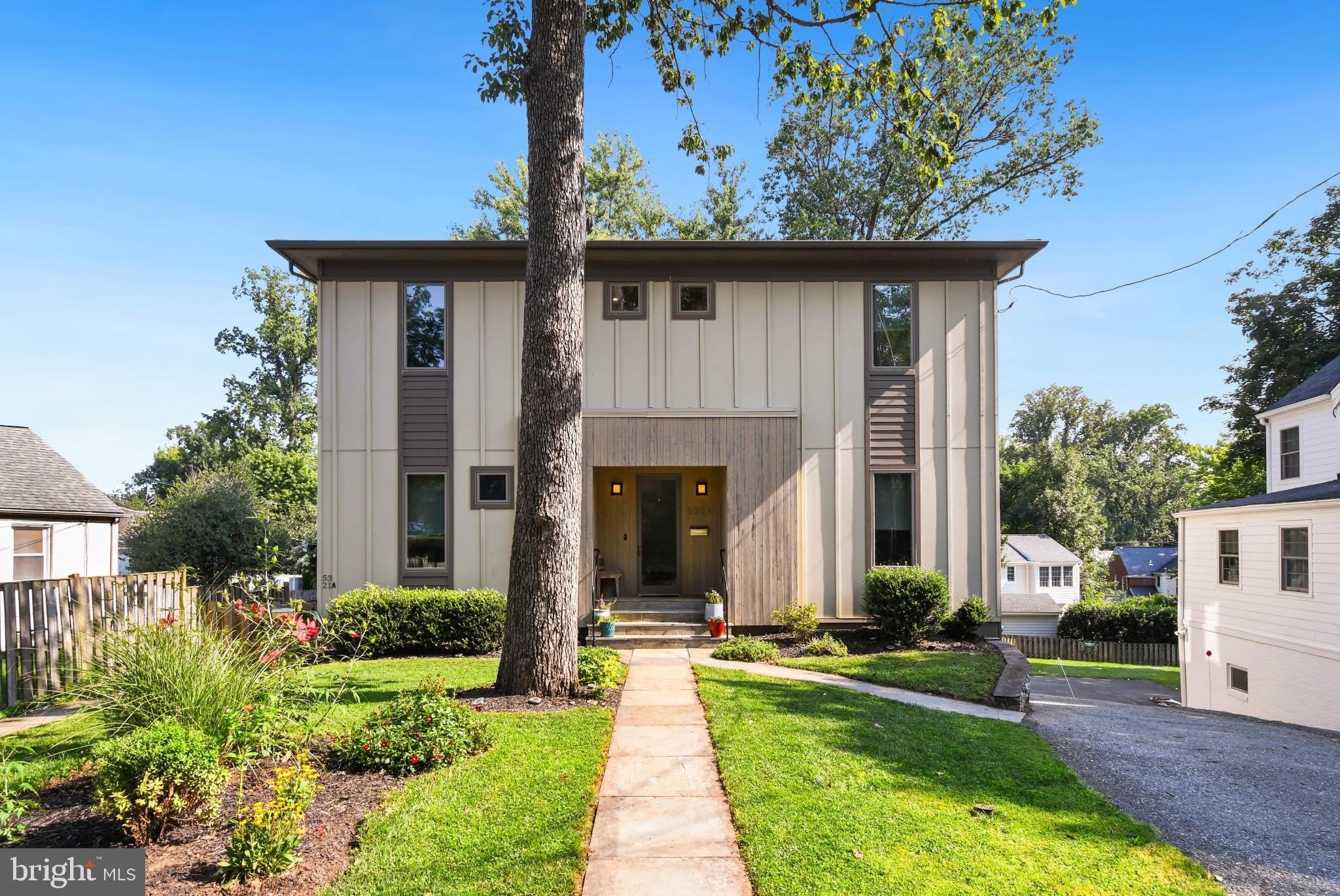 5321 GLENWOOD Road – photo 1