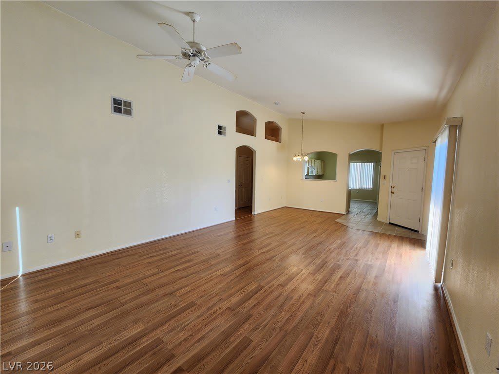 3917 Lazy Pine Street – photo 4
