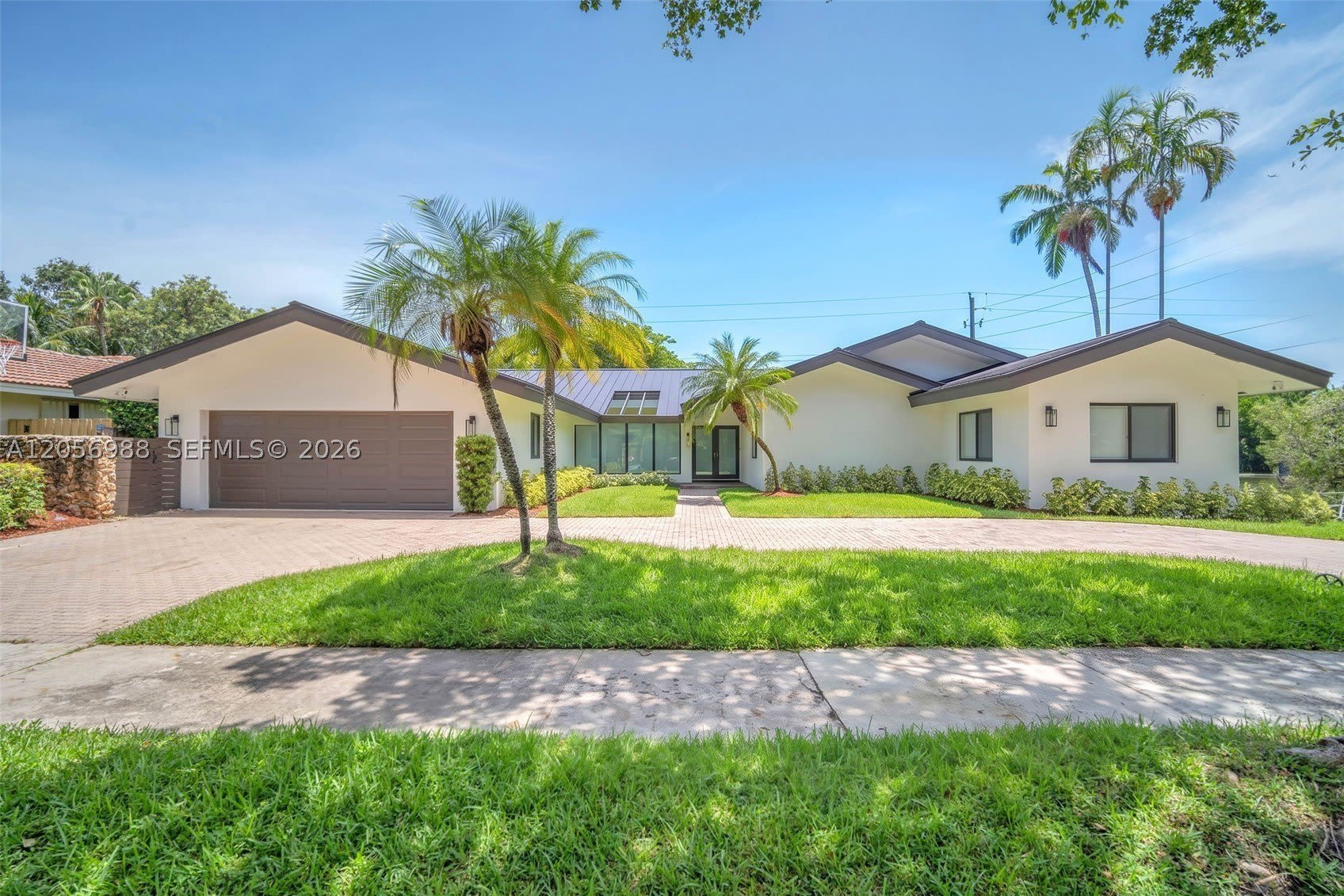 3180 N 36th St – photo 2