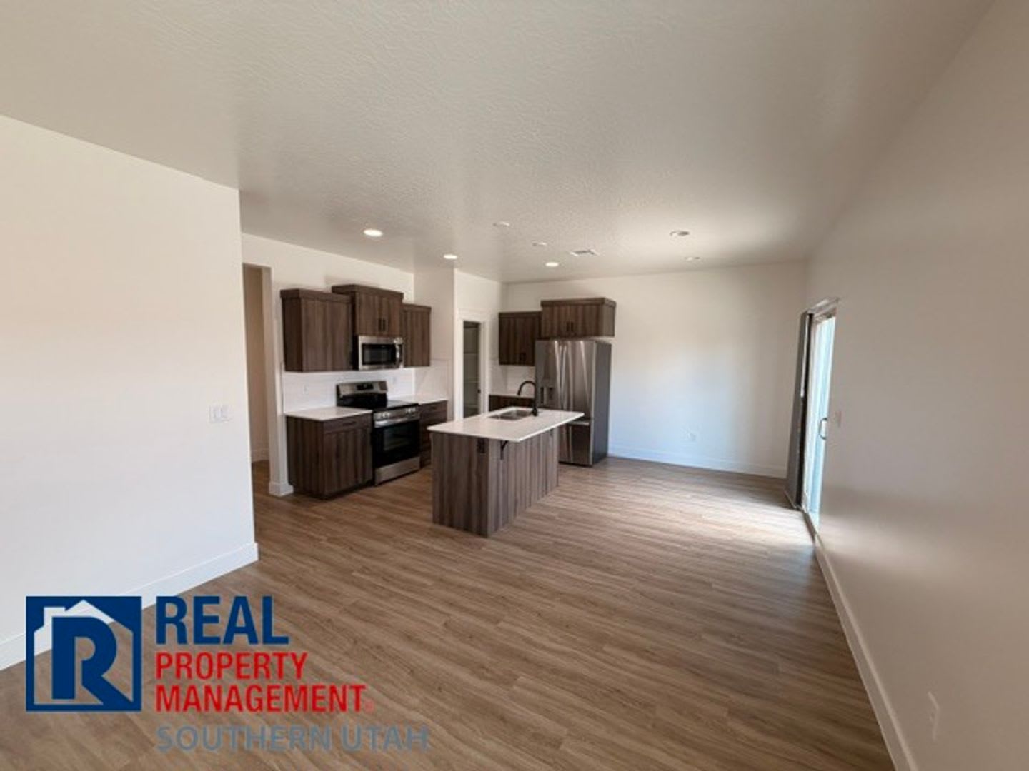 Townhome in South Desert – photo 5