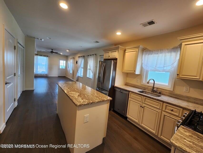 334 Front Street – photo 4
