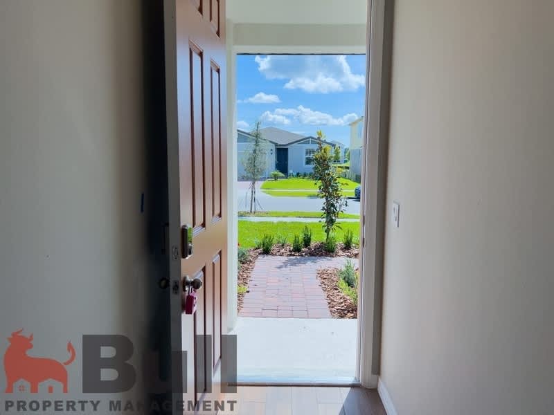590 Amadoras Wy – photo 4