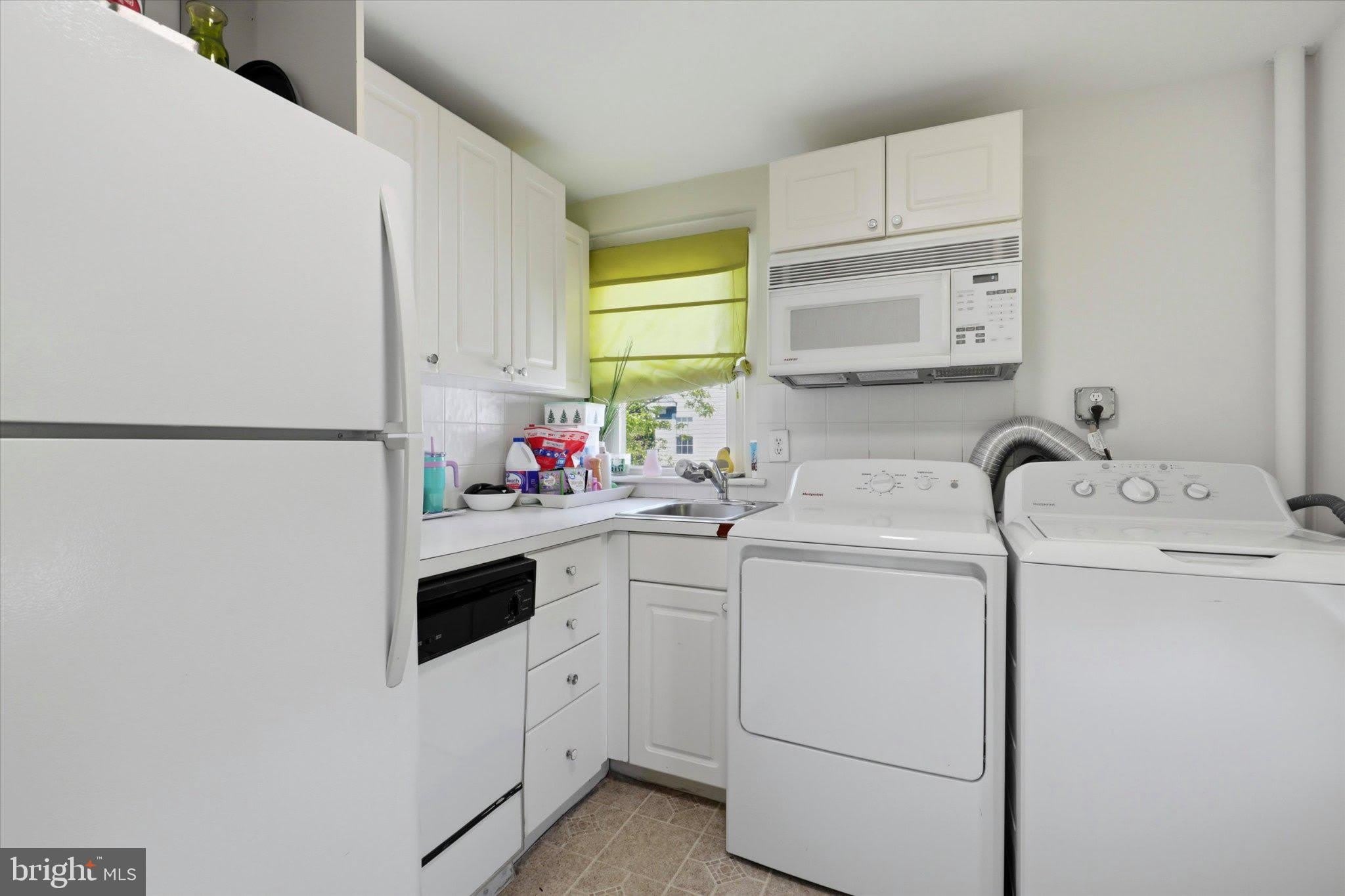 221 CONESTOGA Road – photo 1