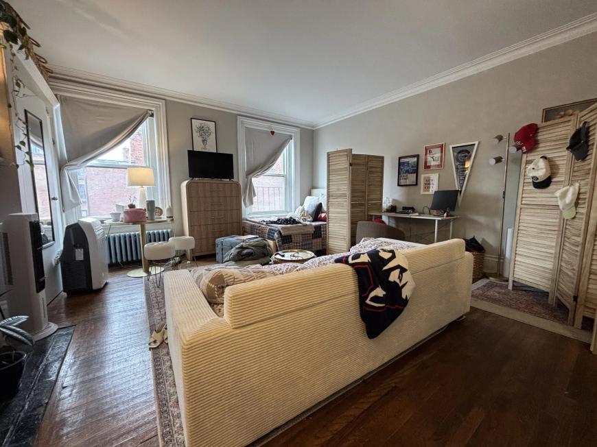 98 Charles St. – photo 1