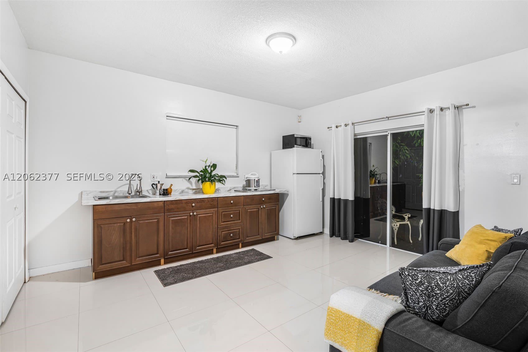 14156 SW 148th Ave – photo 4