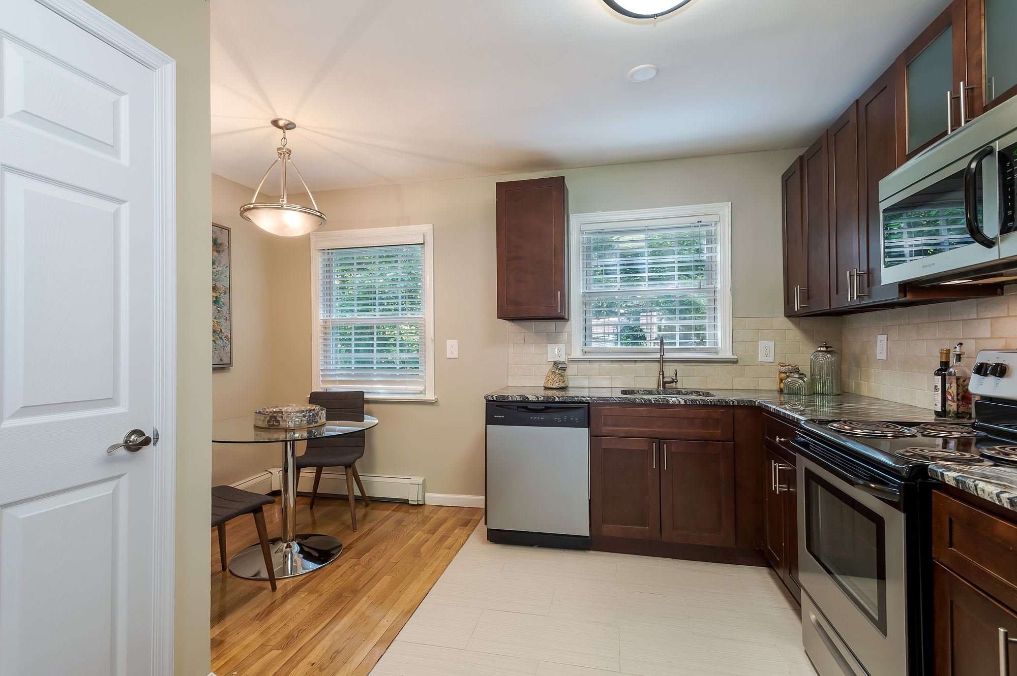 Spring Brooke Apartments – photo 1