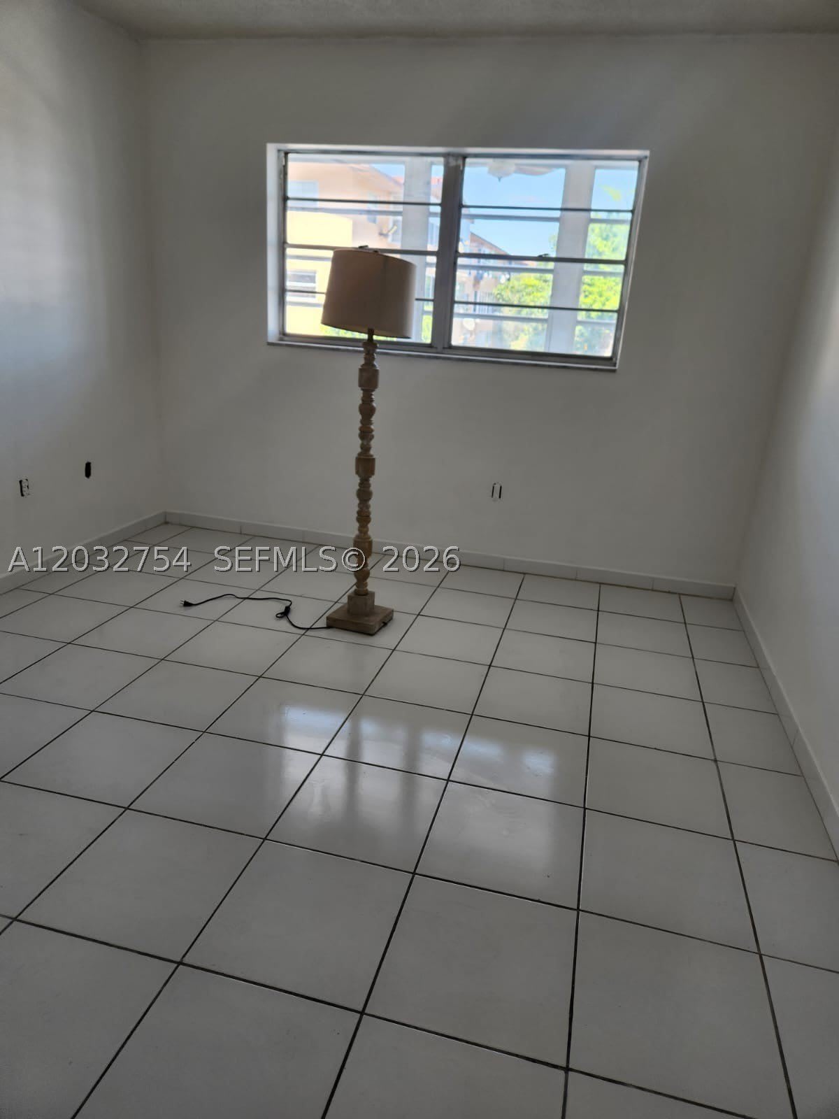160 Royal Palm Rd – photo 3