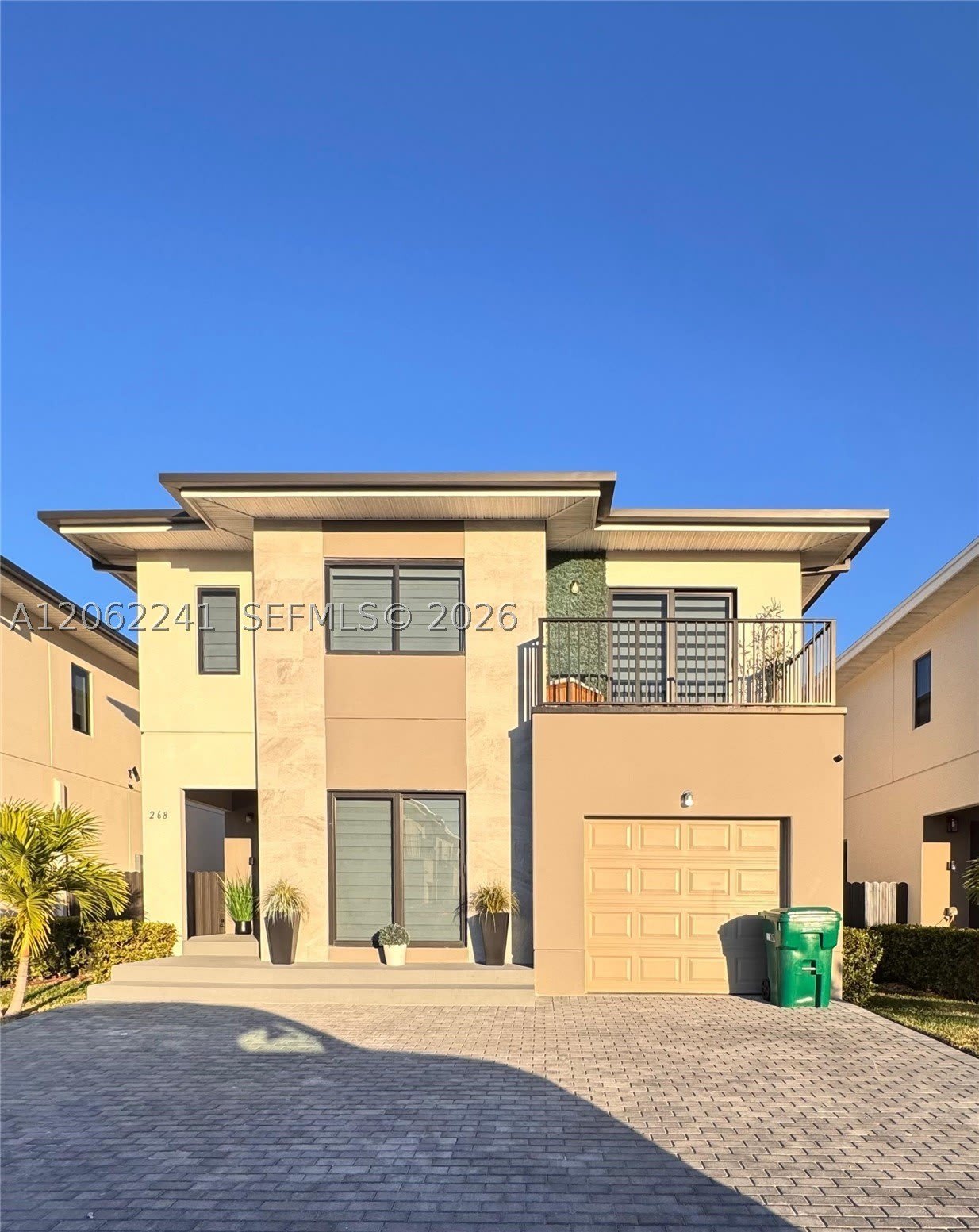268 NW 13th Ct – photo 1