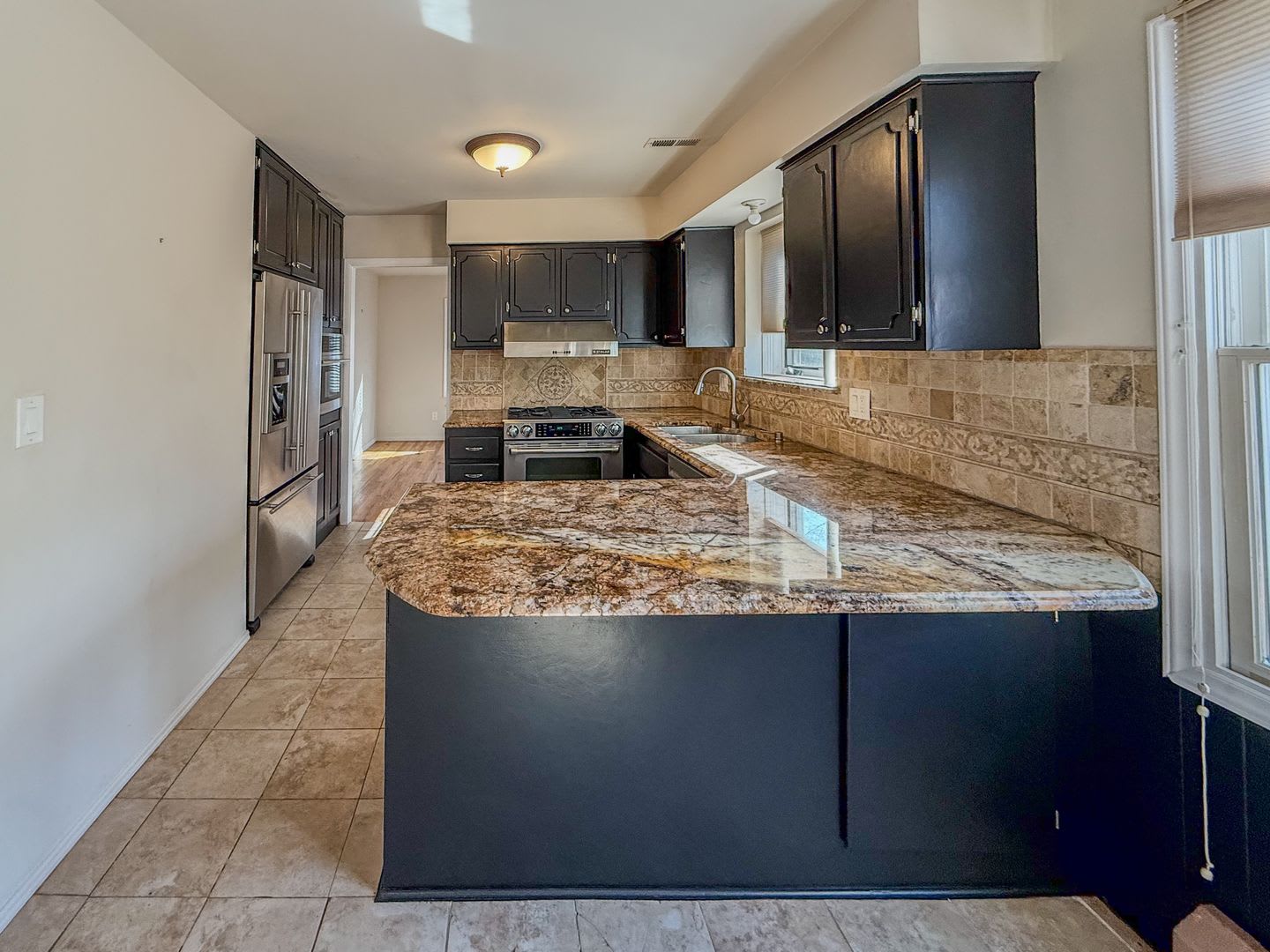 Spacious Home – photo 2