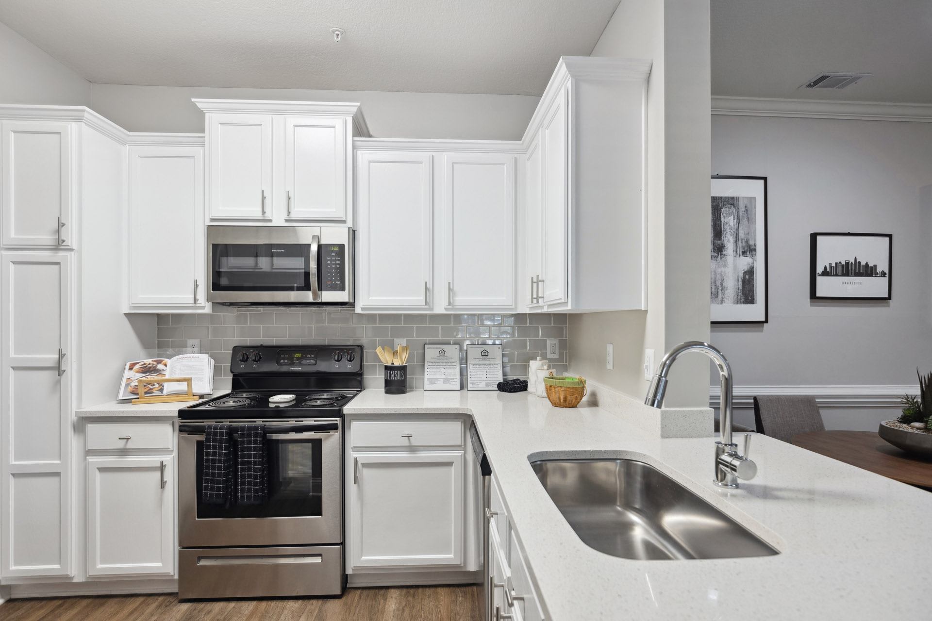 Enclave at Rivergate – photo 2
