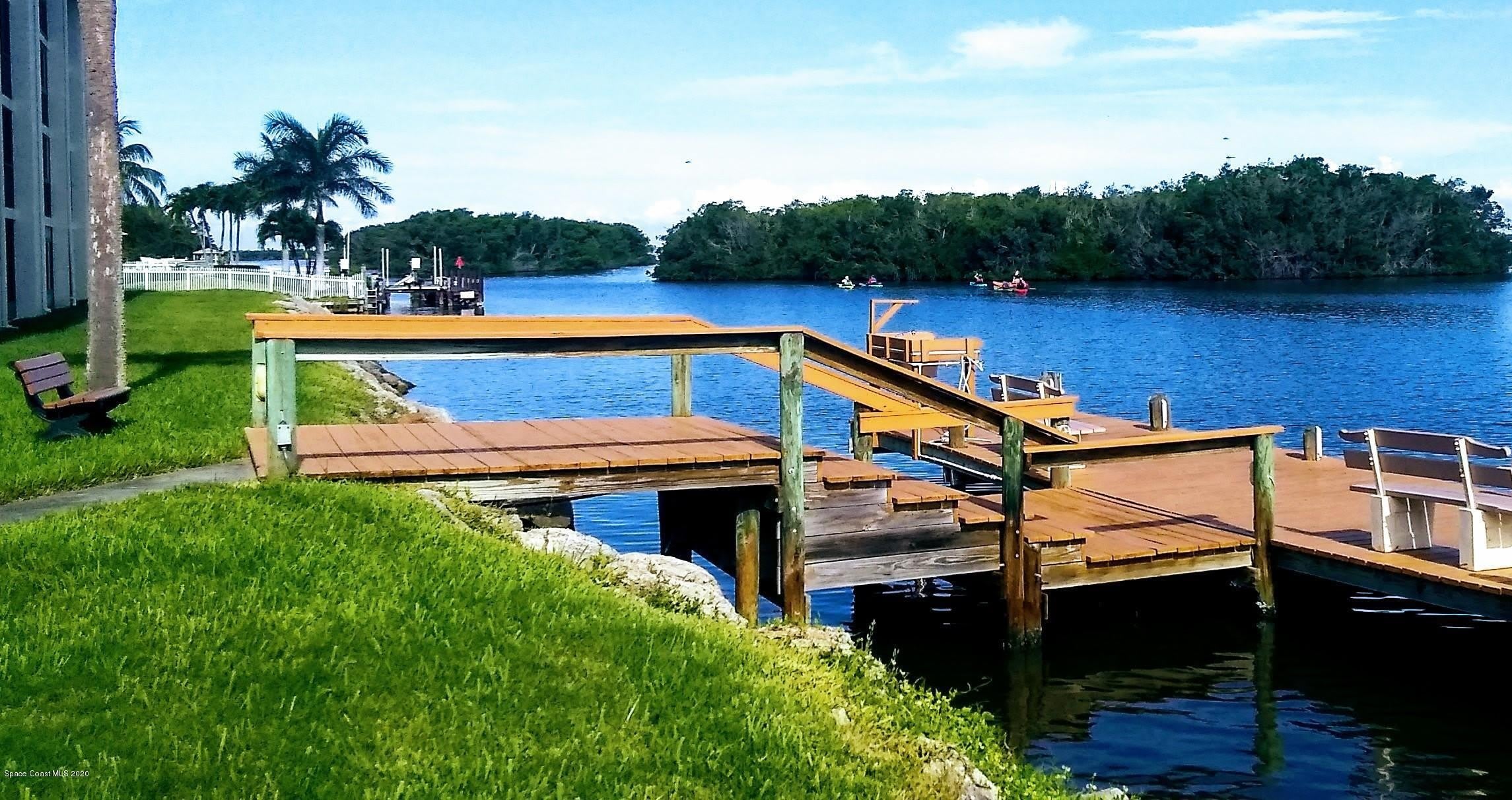 200 S Banana River Boulevard – photo 5