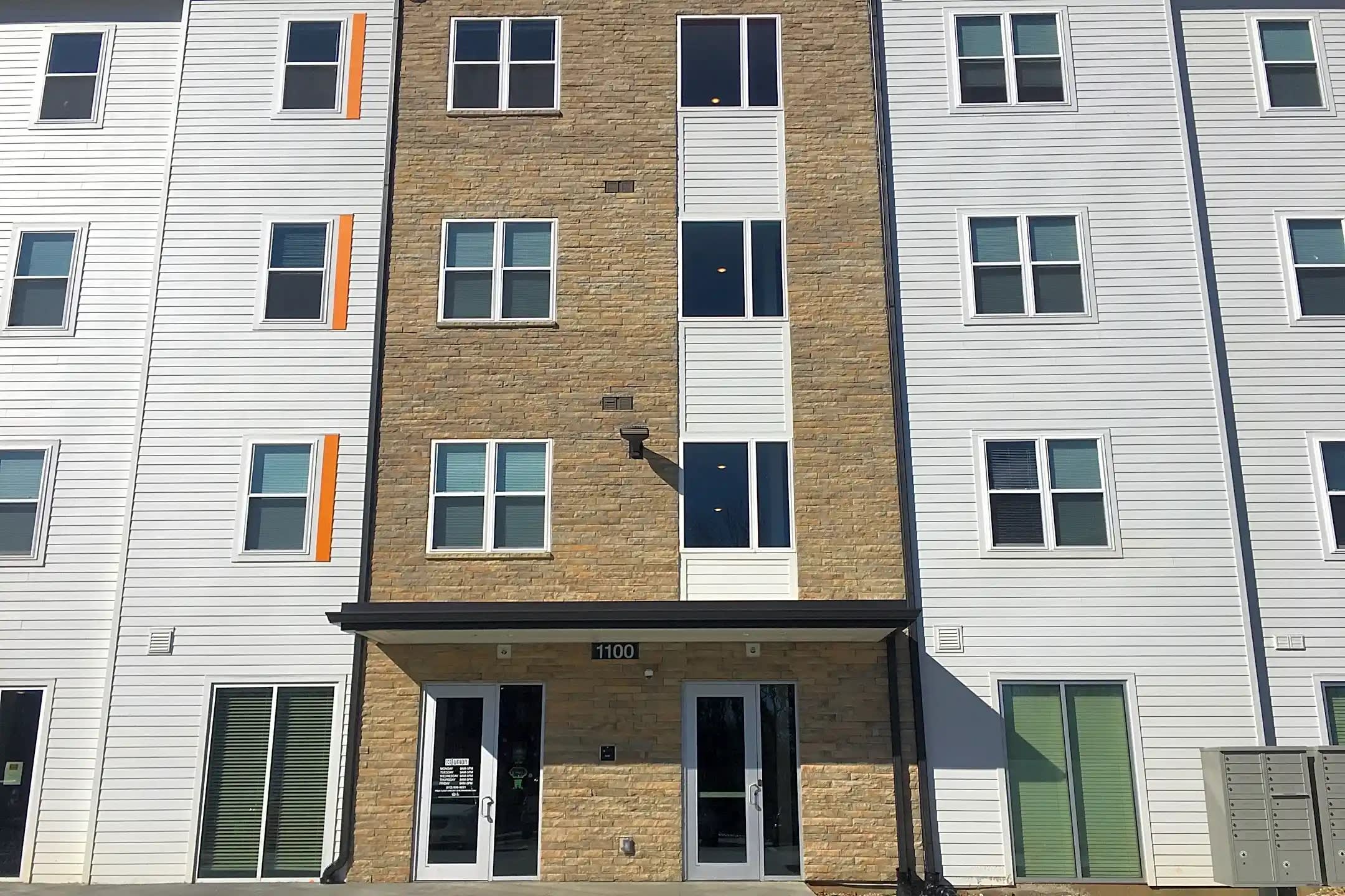 Union at Crescent – photo 4