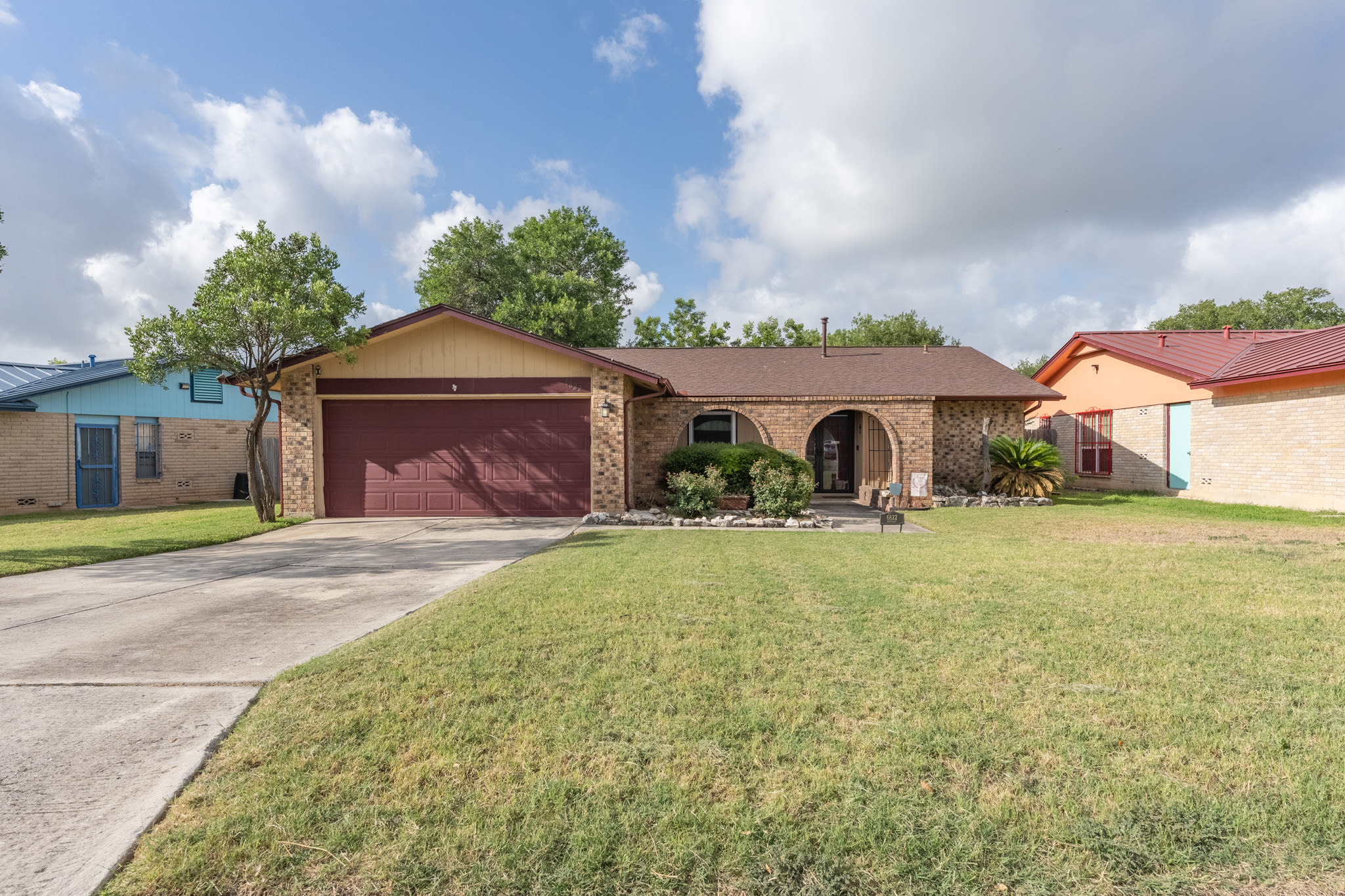 6822 Rivulet – photo 2