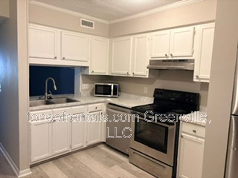 805 Stallings Rd – photo 4