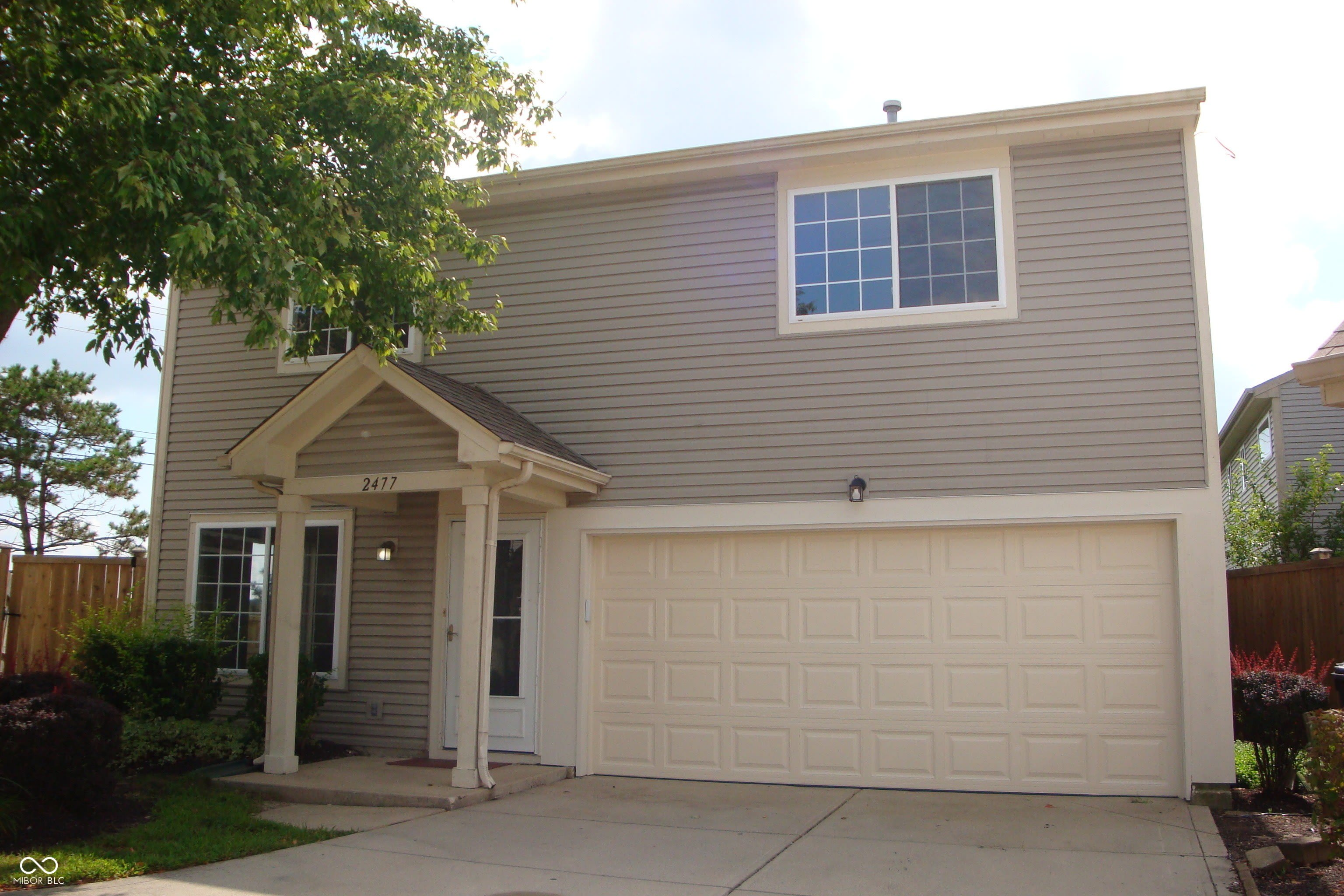 2477 Grand Fir Drive – photo 2