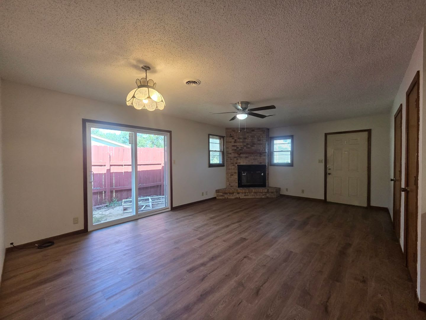 1214 Bluestem Dr – photo 5