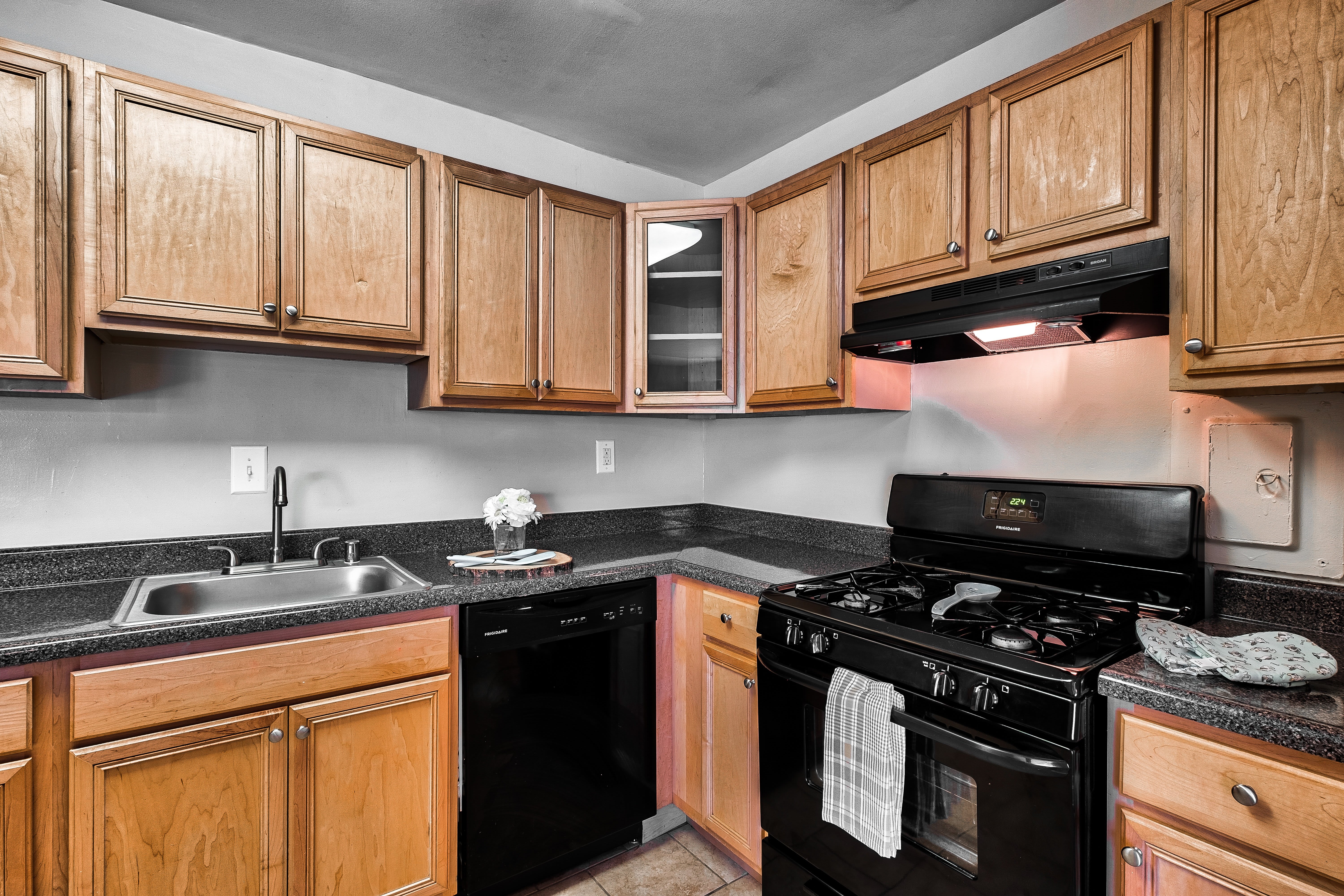 Spring Ridge Apartments – photo 1
