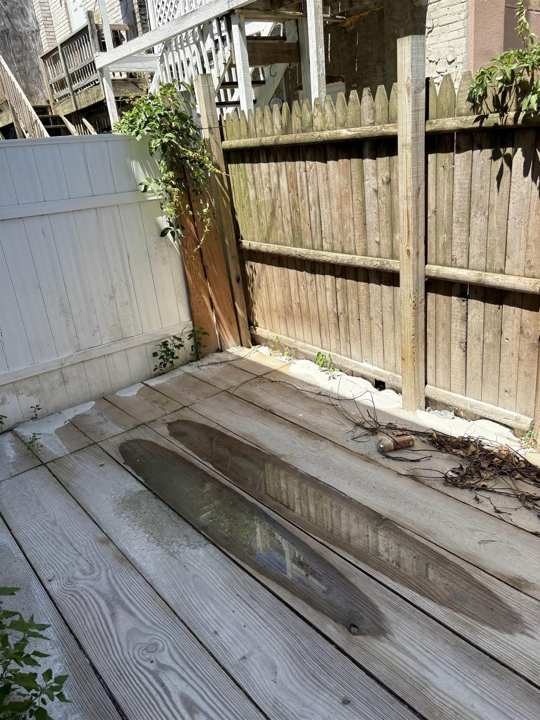 711 Harris – photo 4