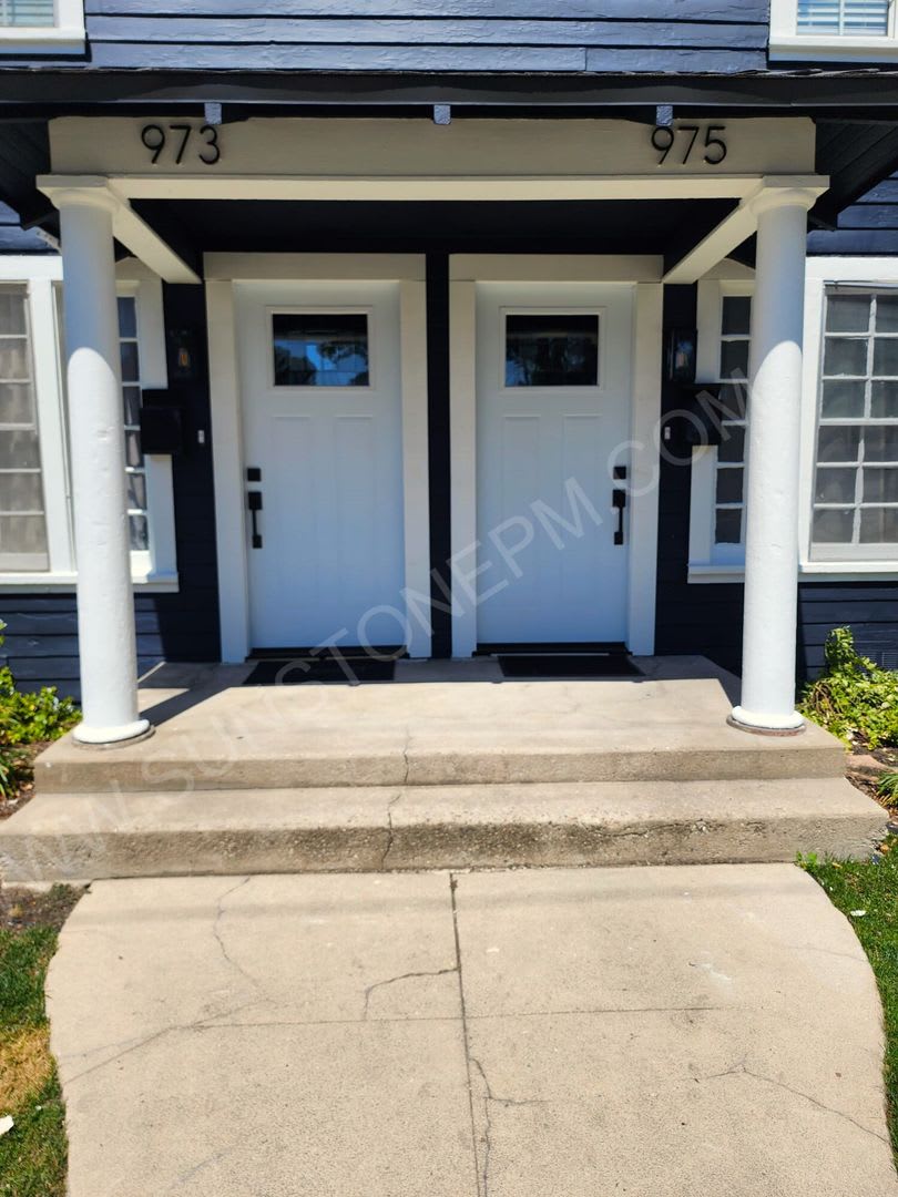 2 Bedroom 1 Bathroom – photo 2
