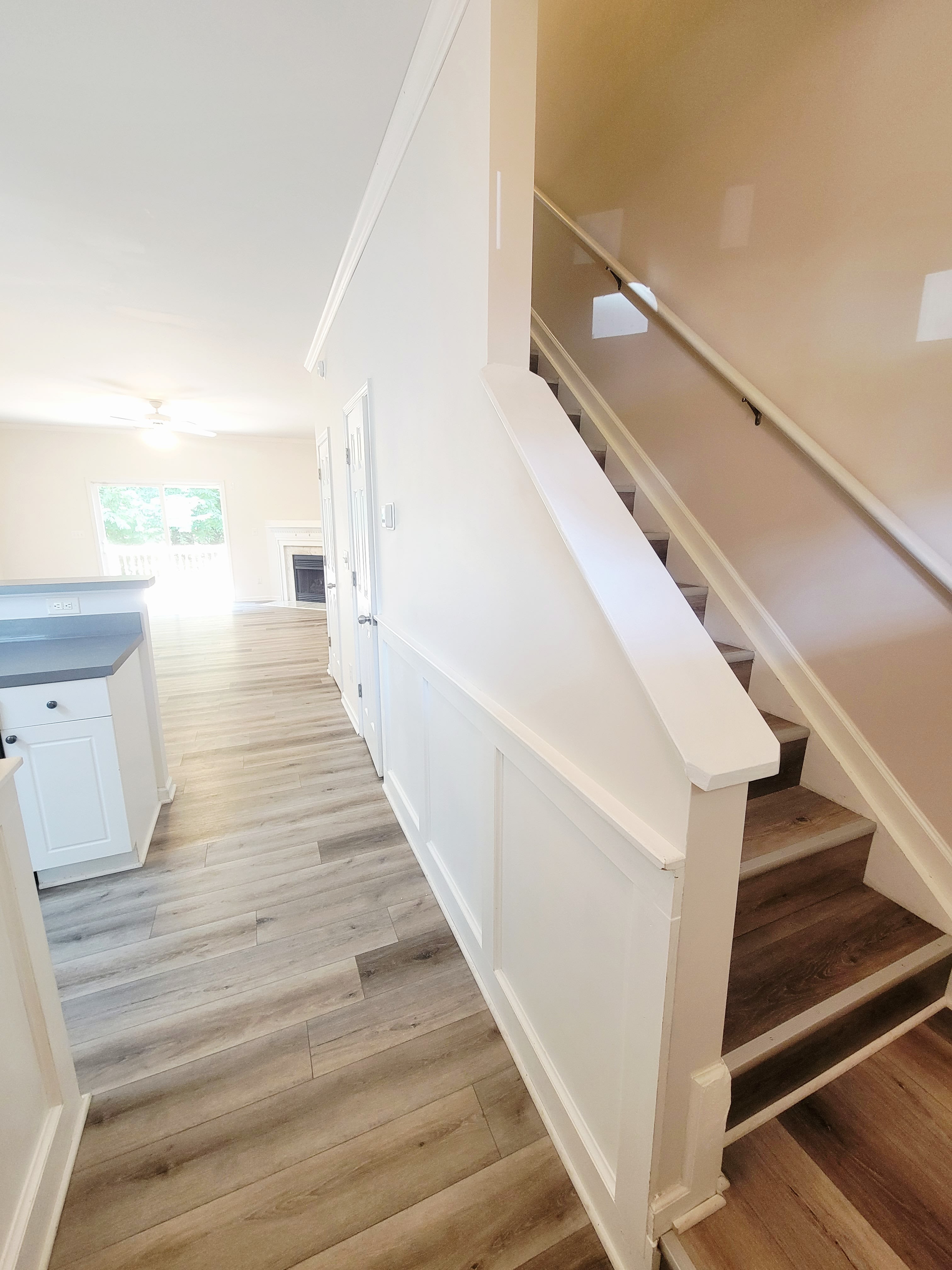 2405 Bay Harbor Dr – photo 2