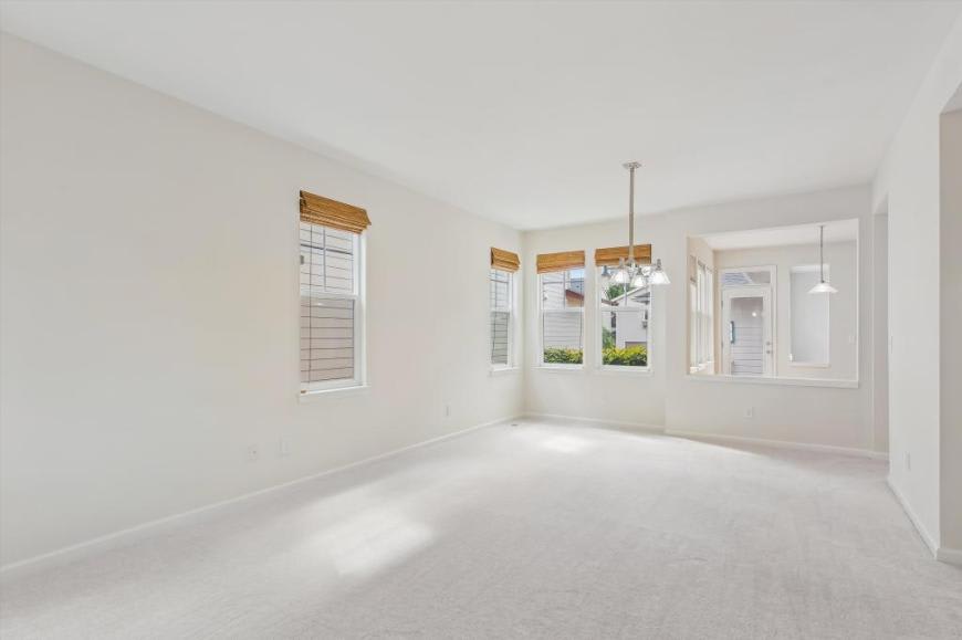 10141 226th Ave NE – photo 5