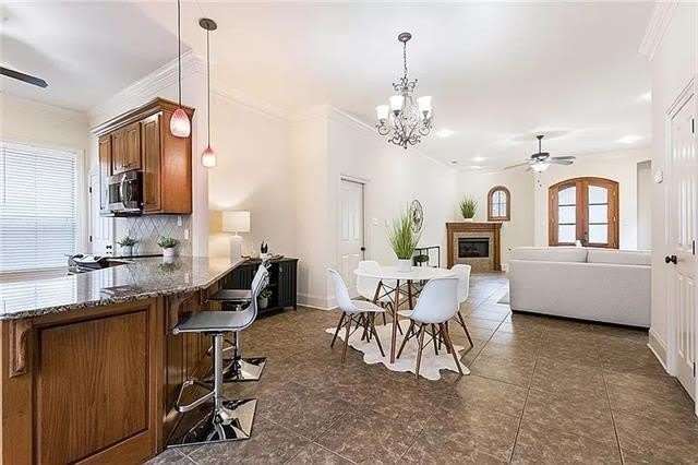 804 DUPRE Street – photo 2