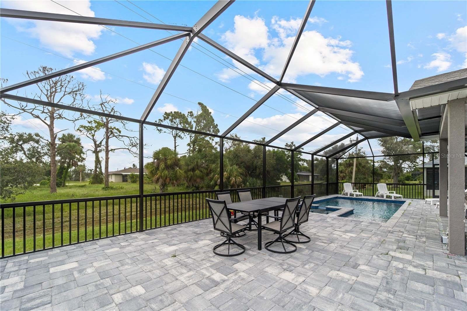 265 ANNAPOLIS Lane – photo 4