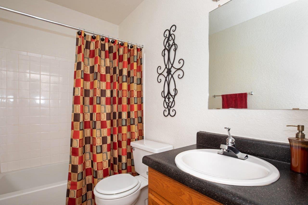 1143 East 12Th Street – photo 2