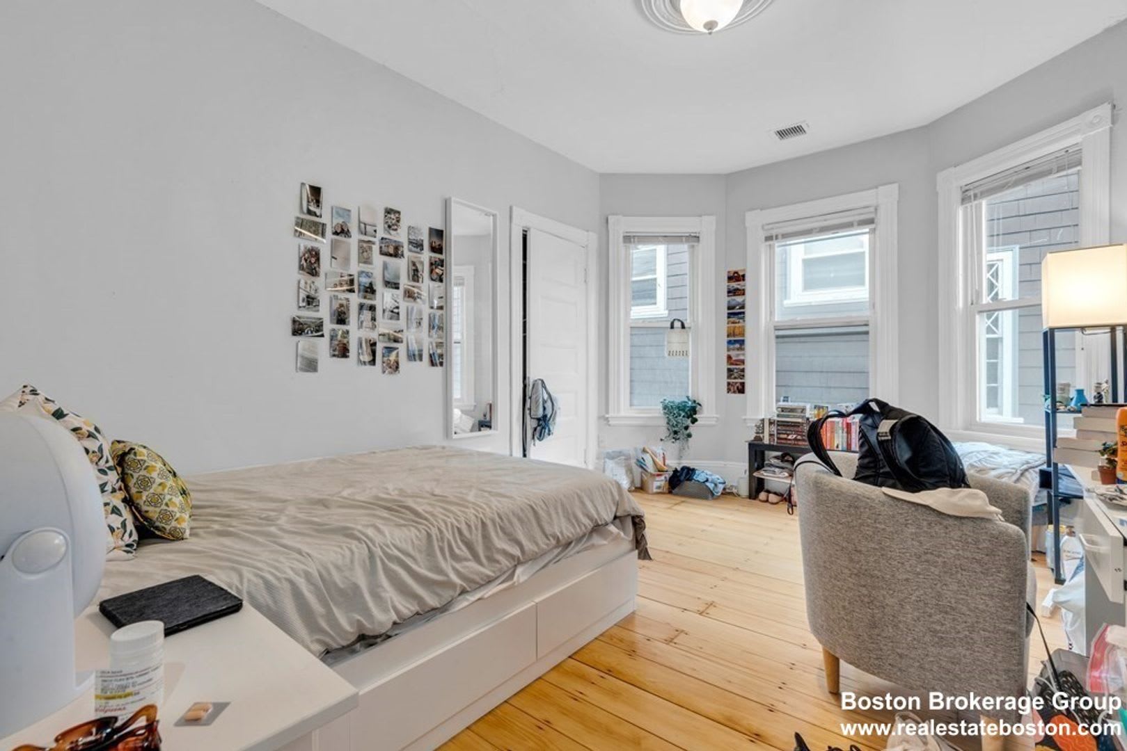 Get $1000 upon closing with monthly promo! Spacious, Luxury Apartment with Huge Sunlit rooms near NEU! – photo 5