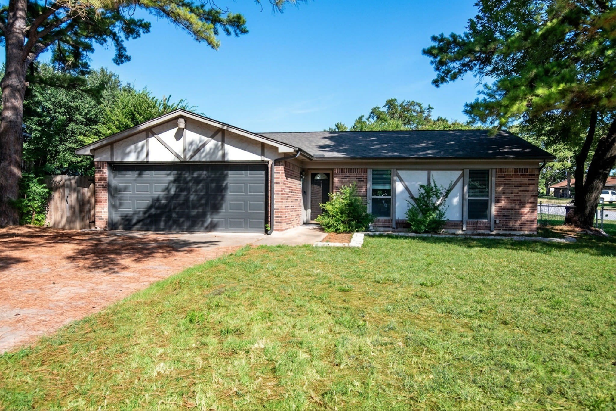 809 James Street – photo 1