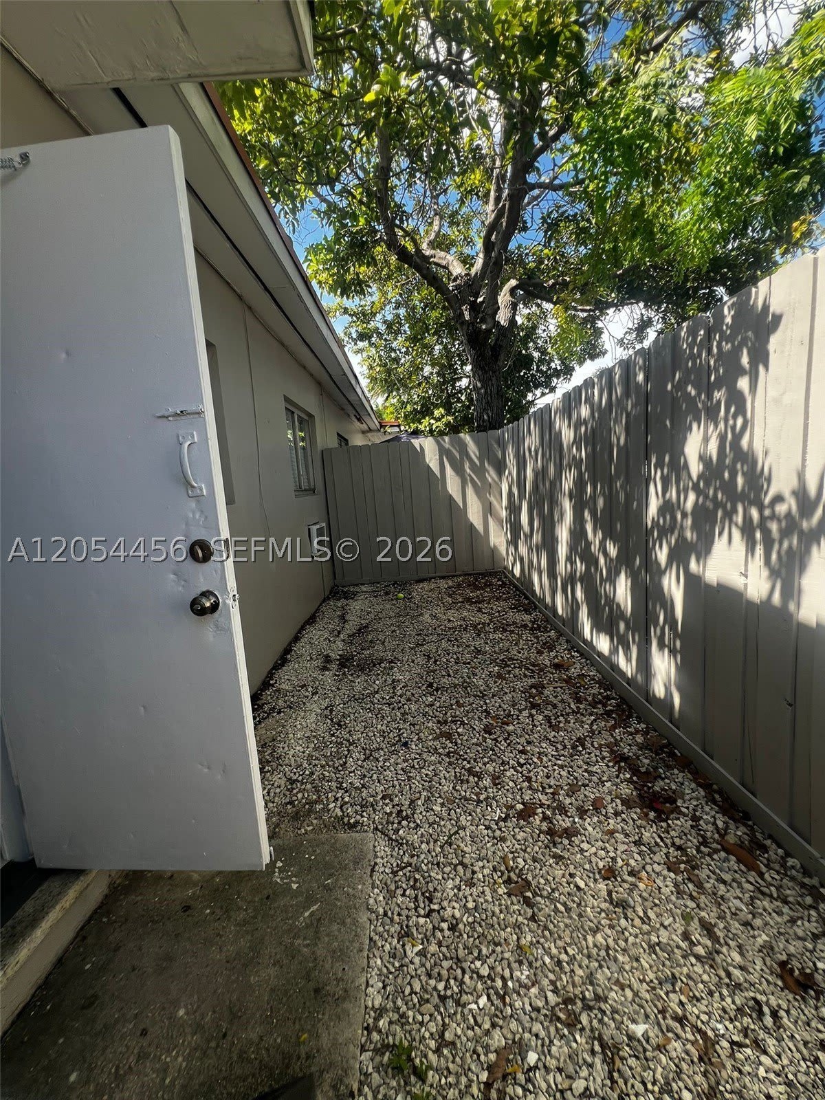 2090 NW 31th St – photo 4