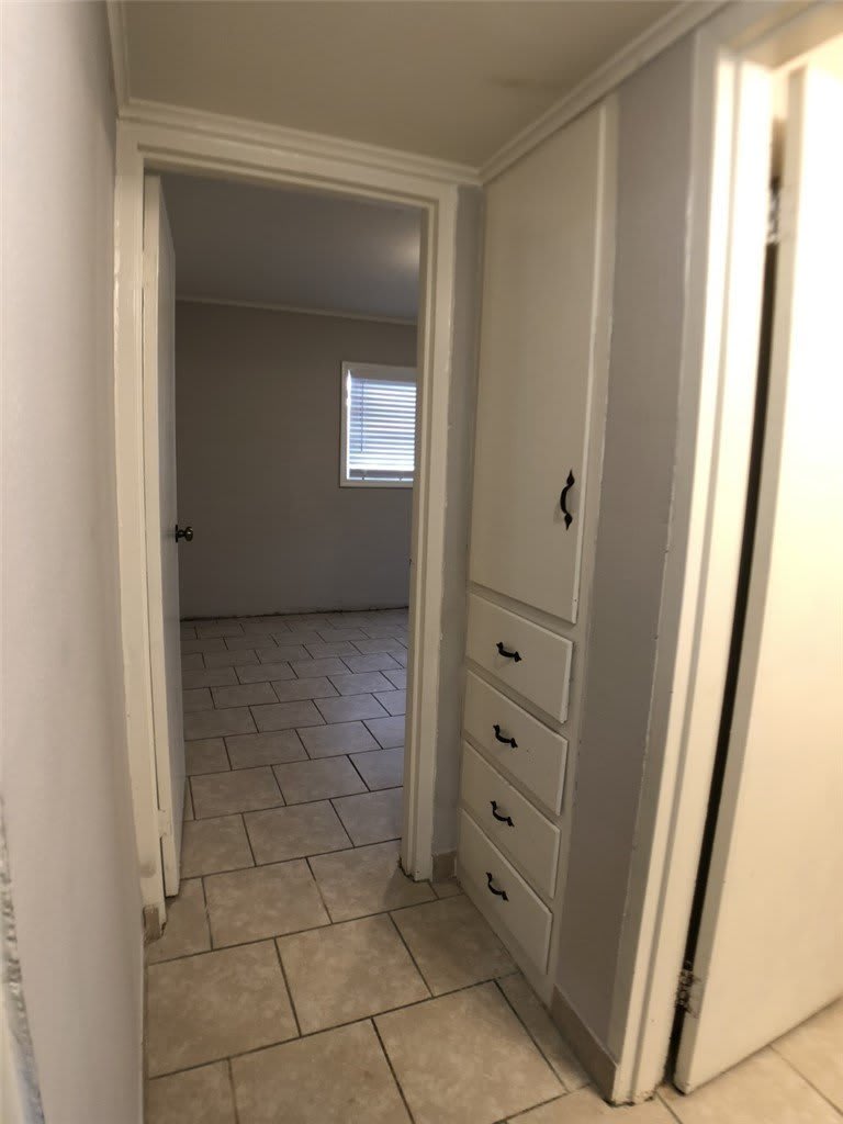 908 Young Street – photo 4
