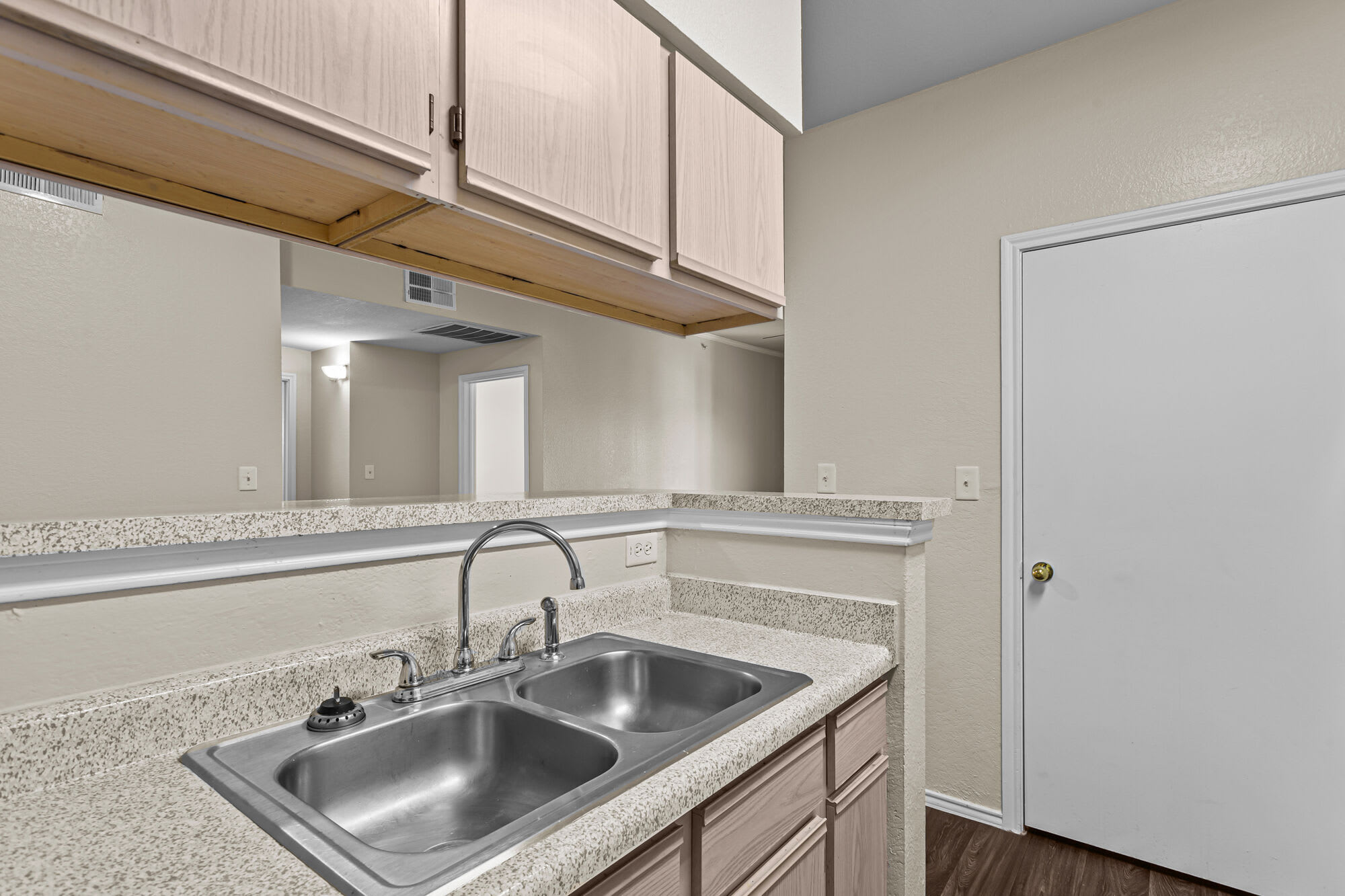 Fountains of Burleson Apartments – photo 5
