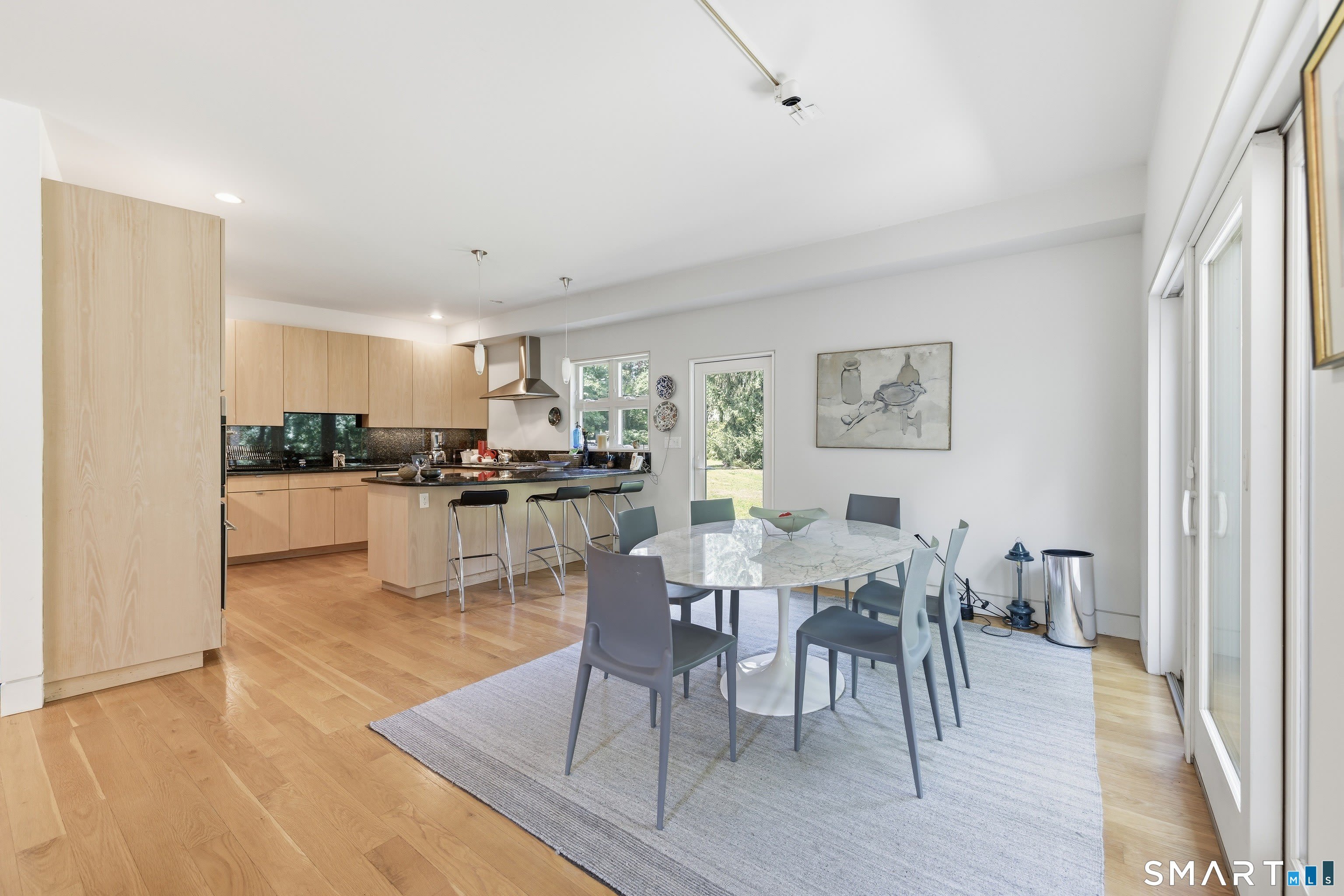 51 Maple Avenue S – photo 5