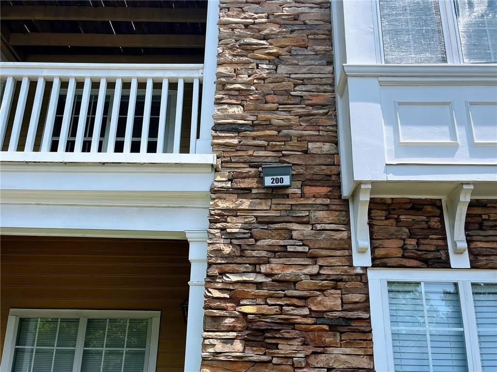 233 Bentley Place – photo 2